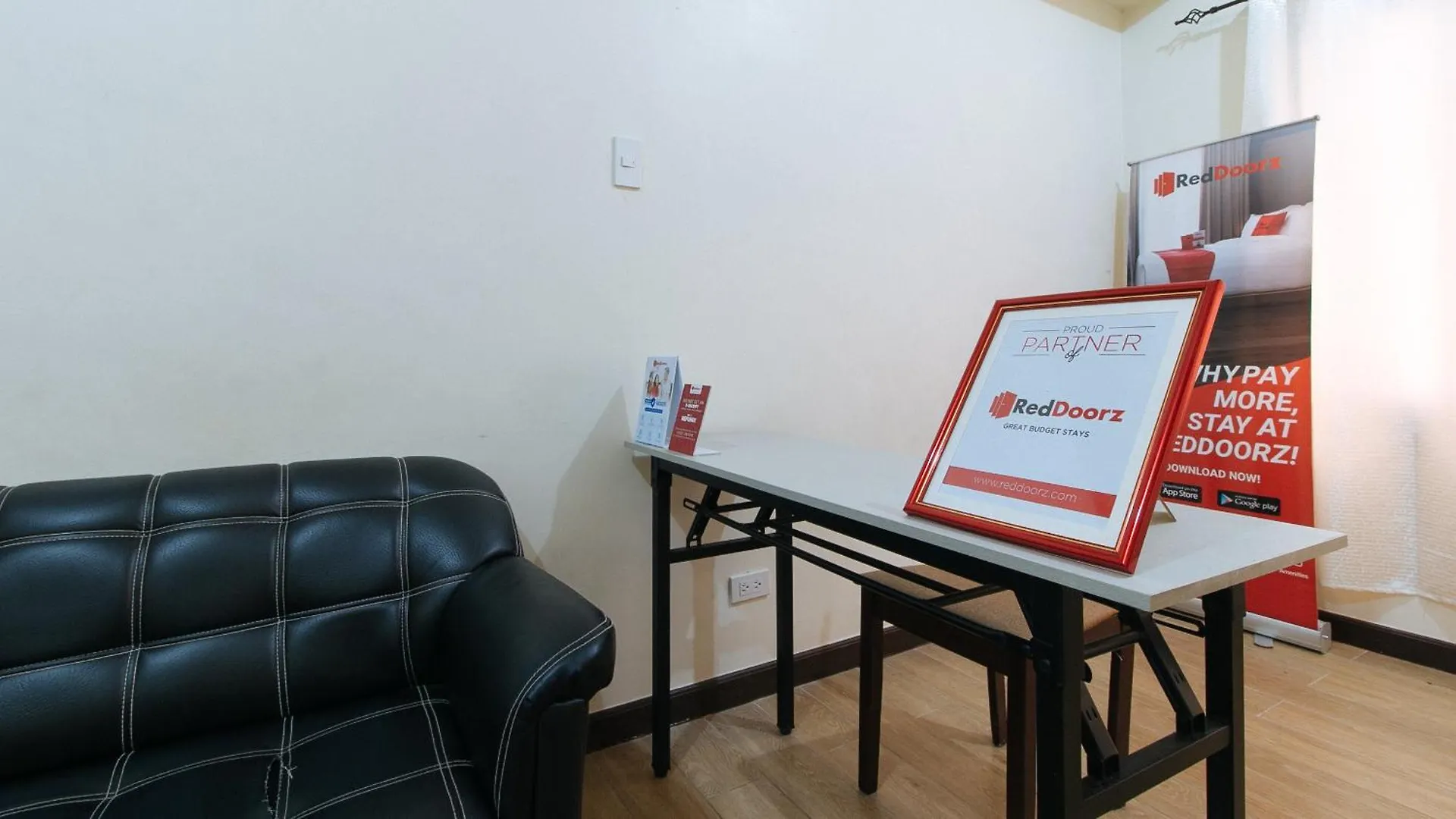 Reddoorz @ Jolly Orange Paranaque Paranaque City